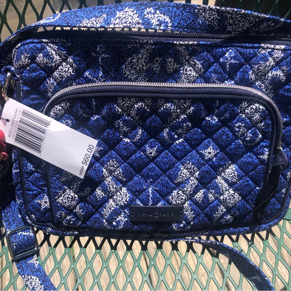 Vera Bradley Coastal SeaHorse and Ocean Navy and White Quilted Hipster Bag - Picture 2 of 7